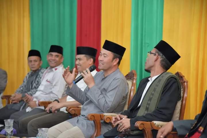 Pj Bupati Drs Haili Yoga M. Si Berikan 6 paket Umroh kepada Pemenang MTQ-XXXV Aceh 2022